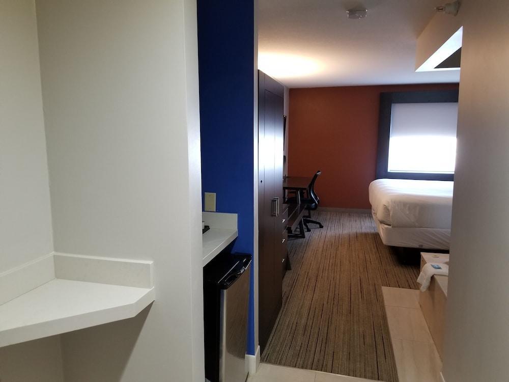 Holiday Inn Express Birch Run-Frankenmuth Area By Ihg Extérieur photo