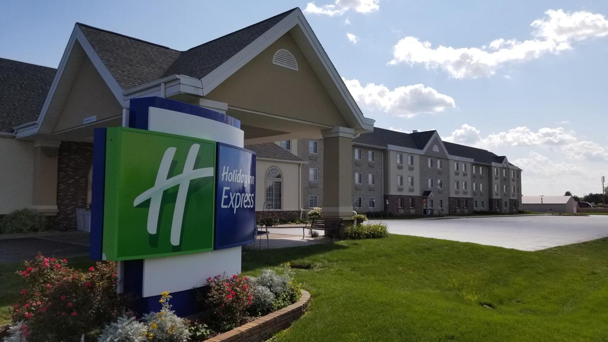 Holiday Inn Express Birch Run-Frankenmuth Area By Ihg Extérieur photo