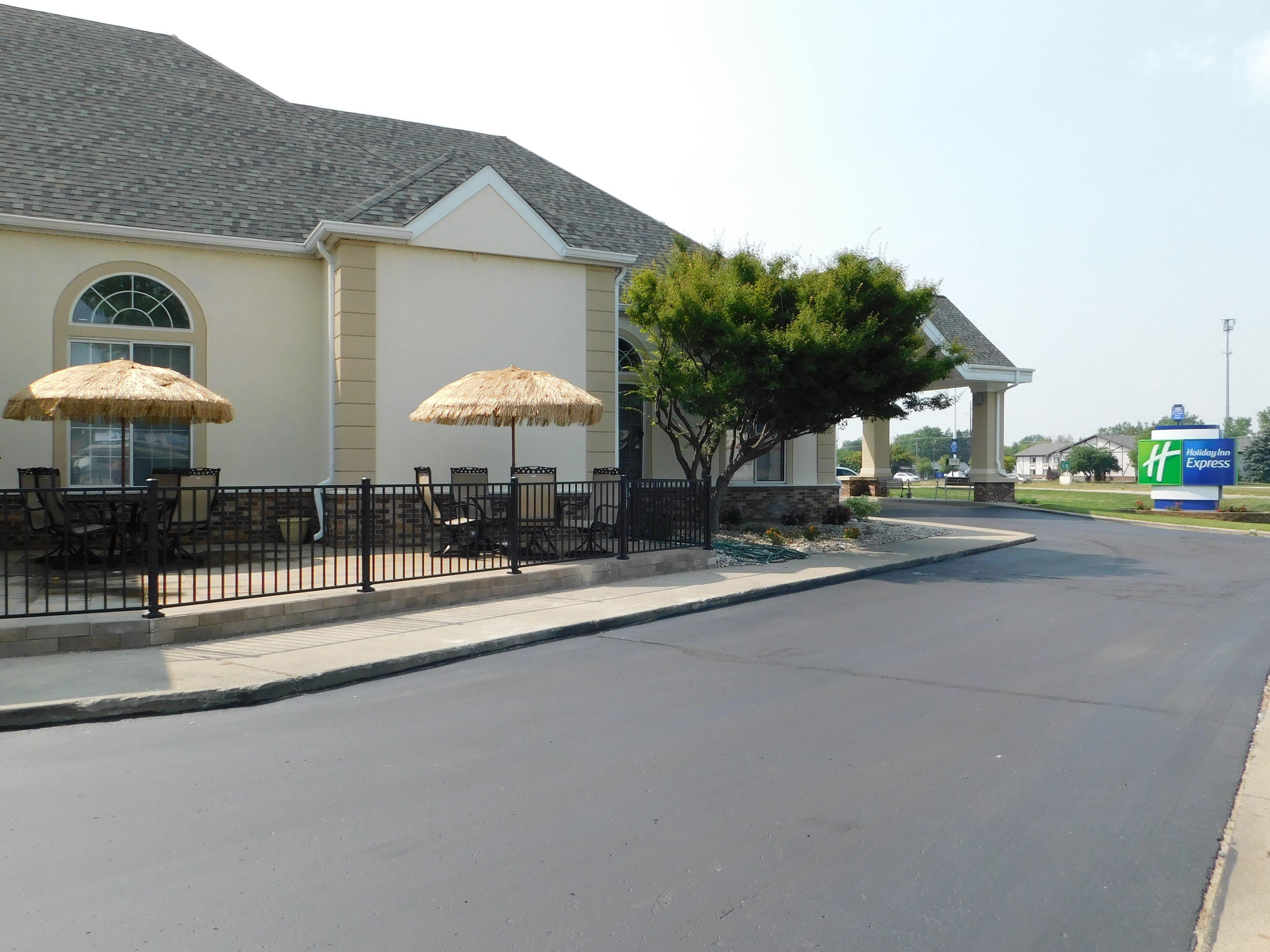 Holiday Inn Express Birch Run-Frankenmuth Area By Ihg Extérieur photo